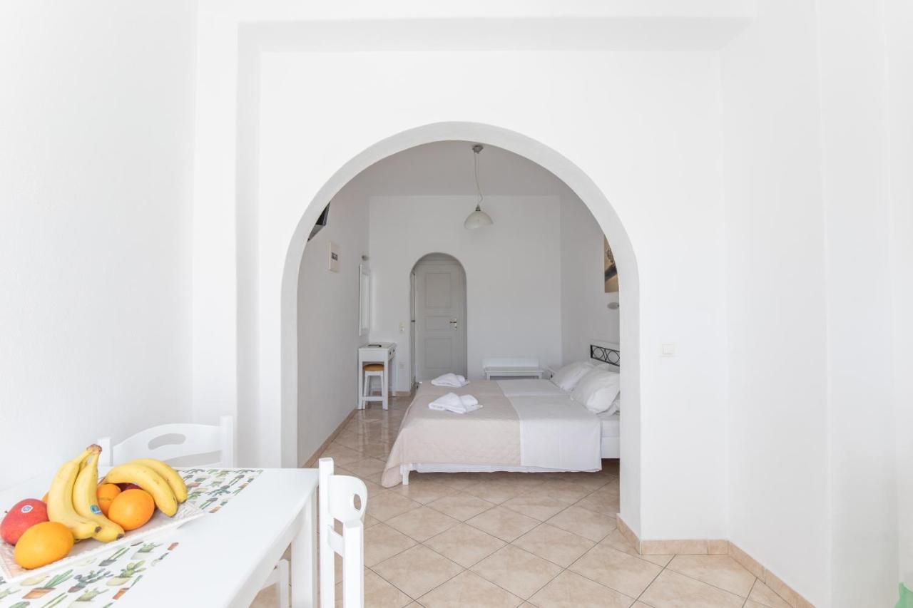 Eleftheria Hotel & Apartments Ornos  Bagian luar foto